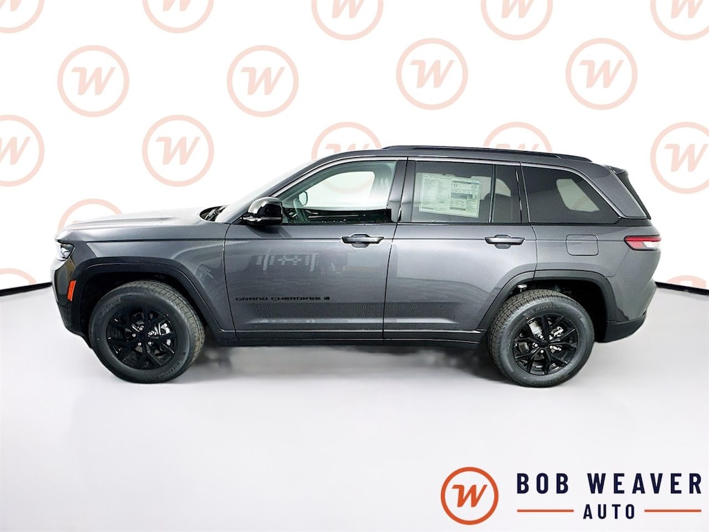New 2026 Jeep Grand Cherokee LAREDO ALTITUDE 4X4 Sport Utility
