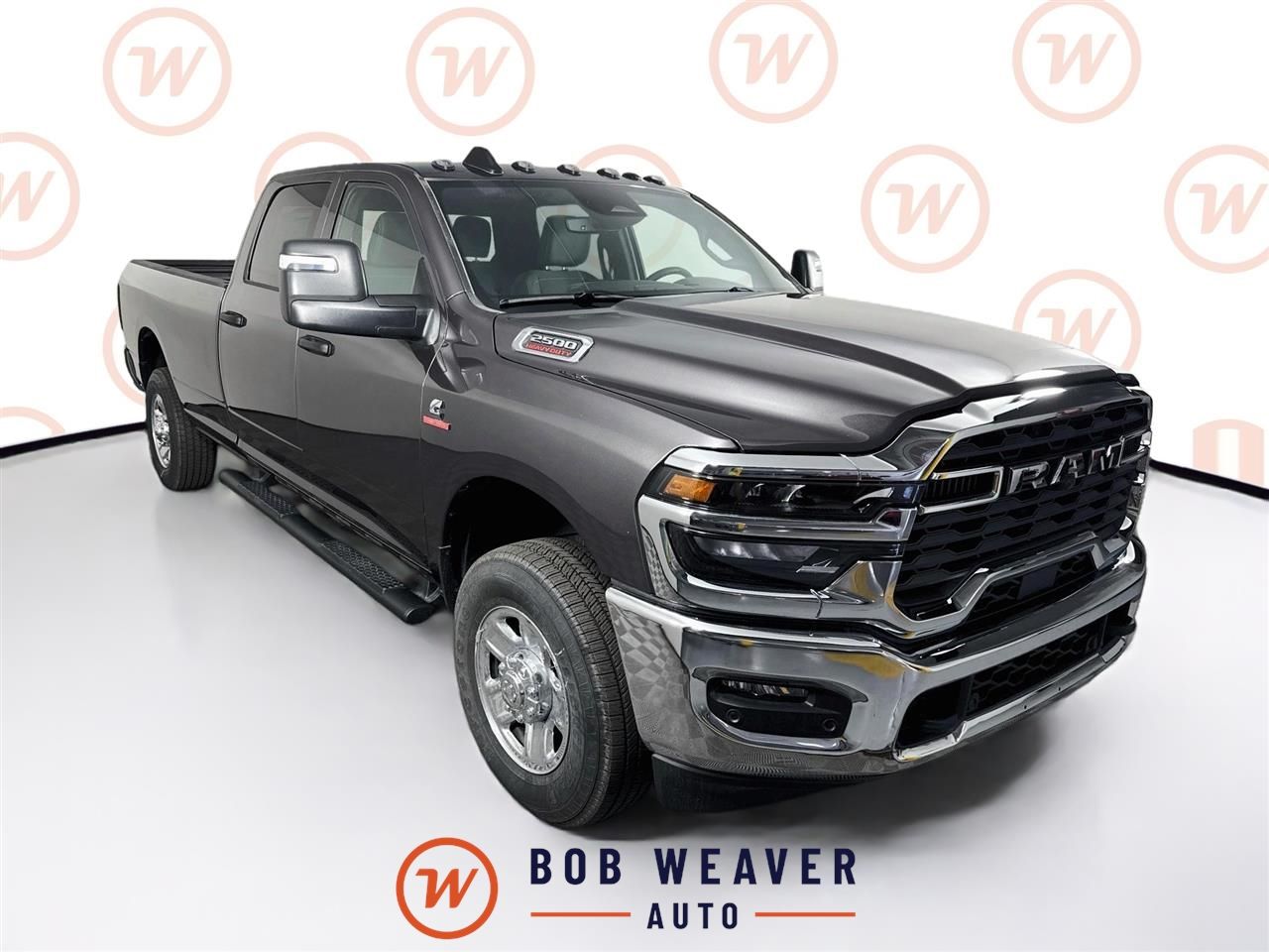 2026 Ram 2500 TRADESMAN CREW CAB 4X4 8' BOX