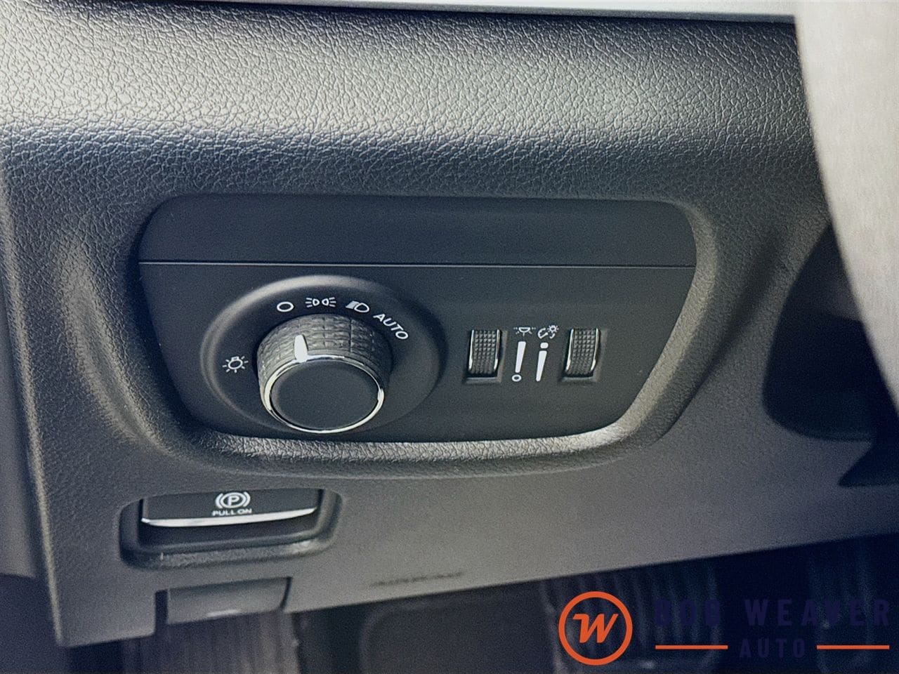 2026 Jeep Grand Cherokee Laredo - Photo 12