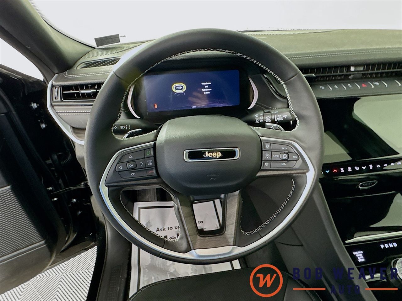 2026 Jeep Grand Cherokee Laredo - Photo 13