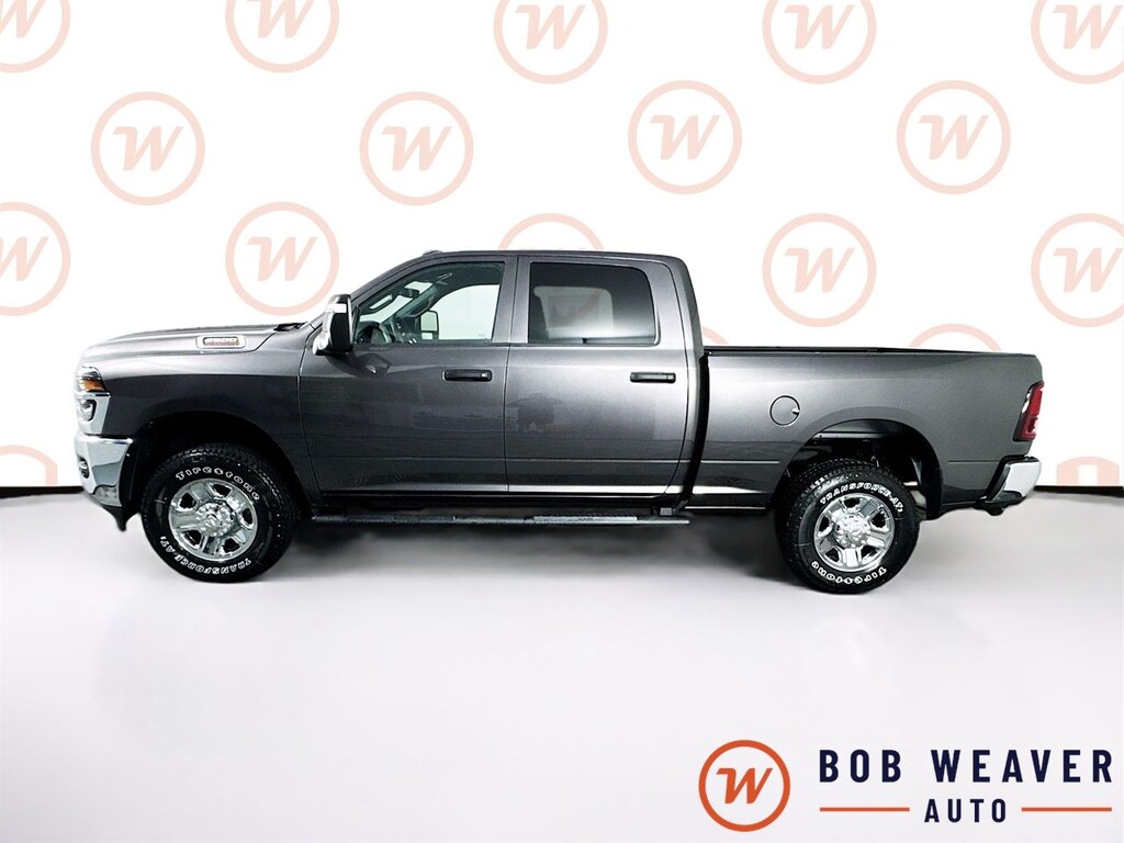 New 2026 Ram 2500 TRADESMAN CREW CAB 4X4 6'4 BOX Pickup