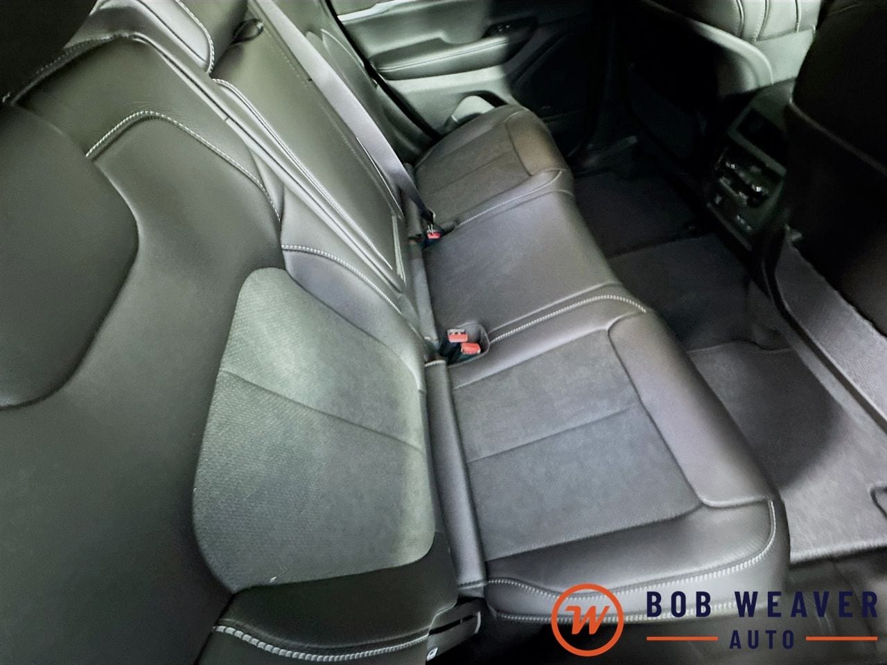 2026 Jeep Grand Cherokee Laredo - Photo 34