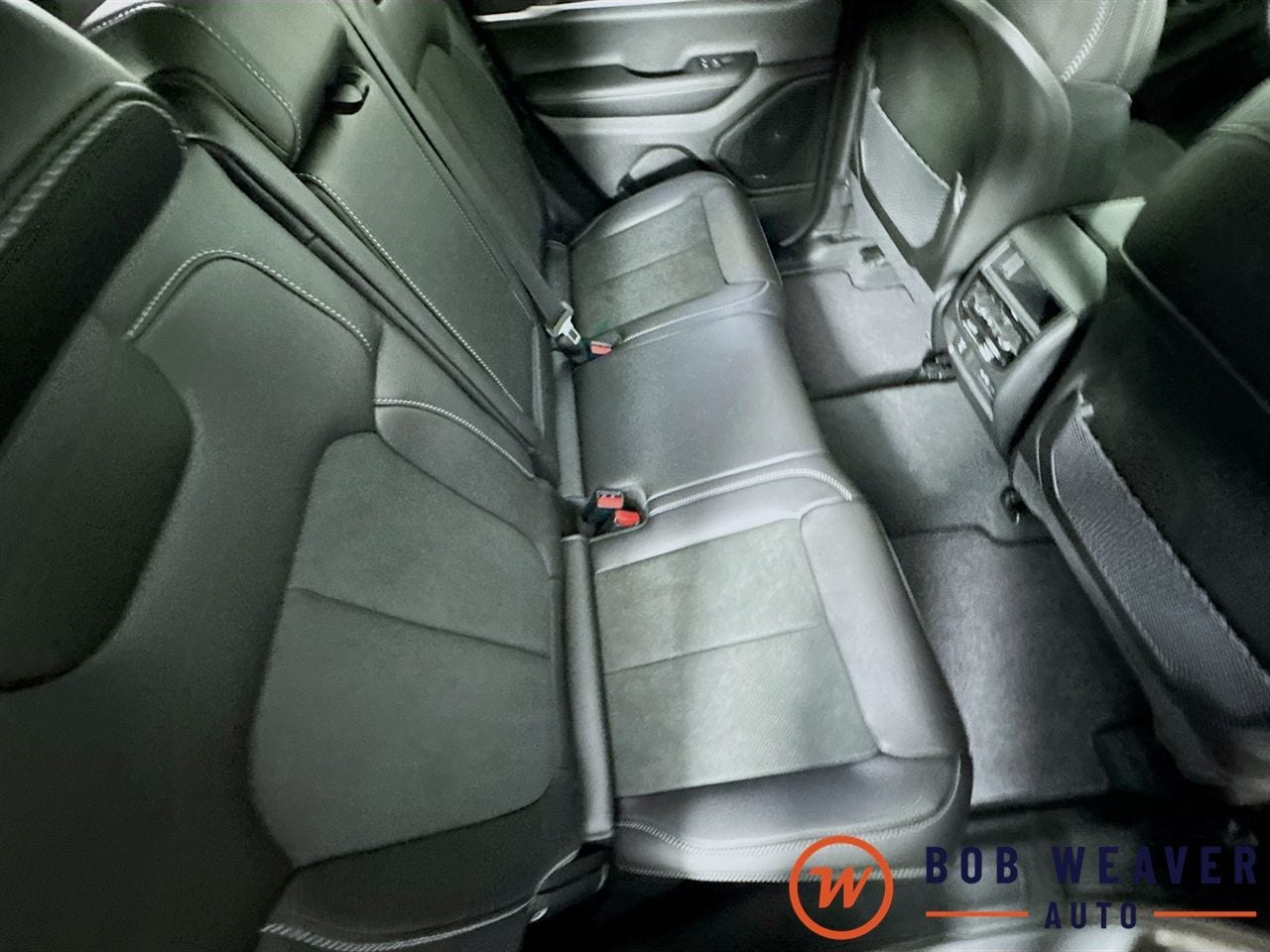 2026 Jeep Grand Cherokee Laredo - Photo 34