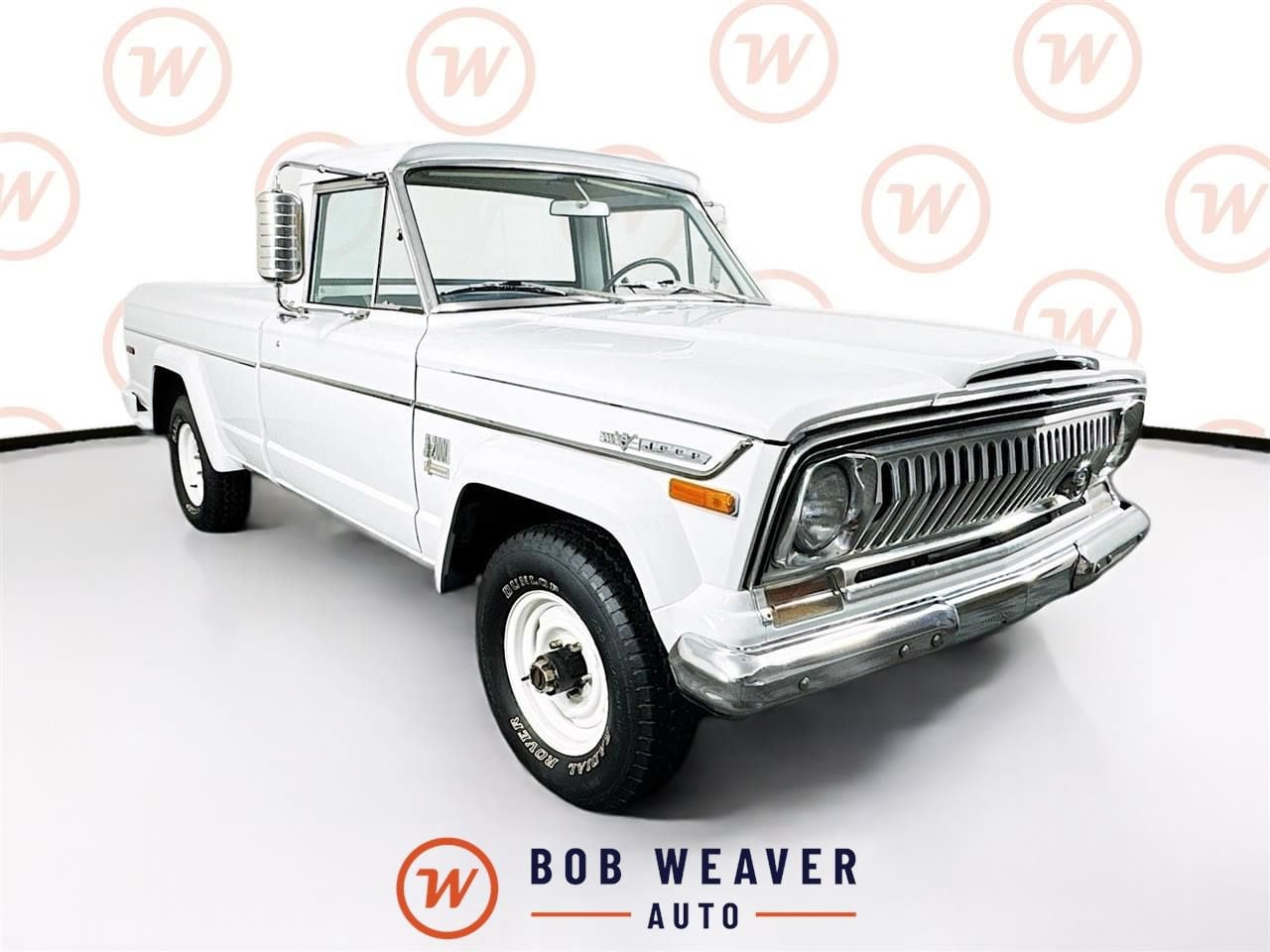 1972 Jeep J2000