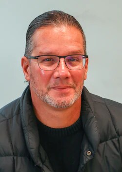 Staff member Thomas Russo from d1b8d494efcc