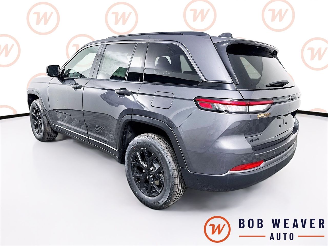 2026 Jeep Grand Cherokee Laredo - Photo 6
