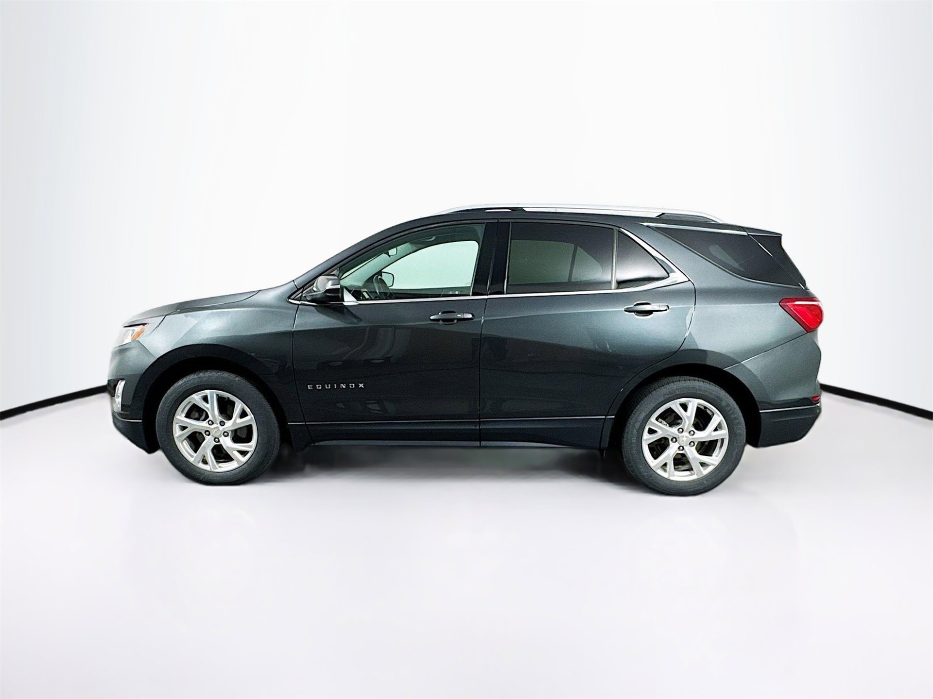 2019 Chevrolet Equinox LT photo 4