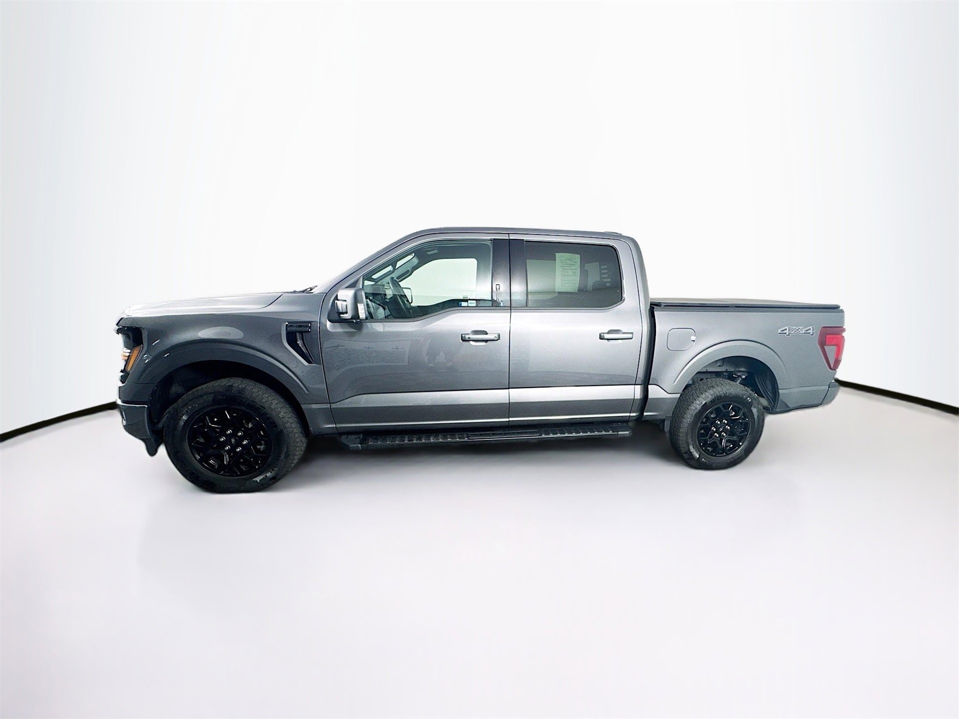 2024 Ford F-150 XLT photo 4