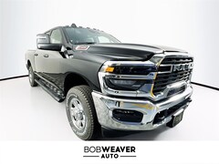 2025 Ram 2500 TRADESMAN CREW CAB 4X4 6'4 BOX Pickup