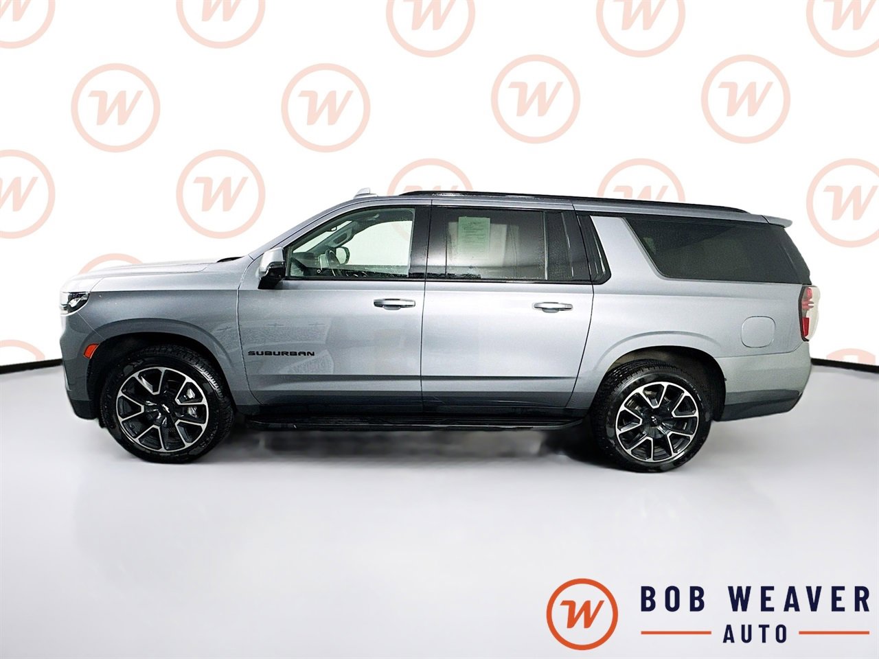 2022 Chevrolet Suburban RST photo 4