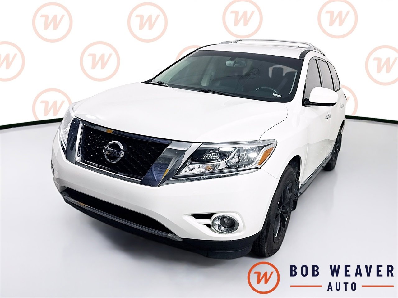 2015 Nissan Pathfinder SL photo 3