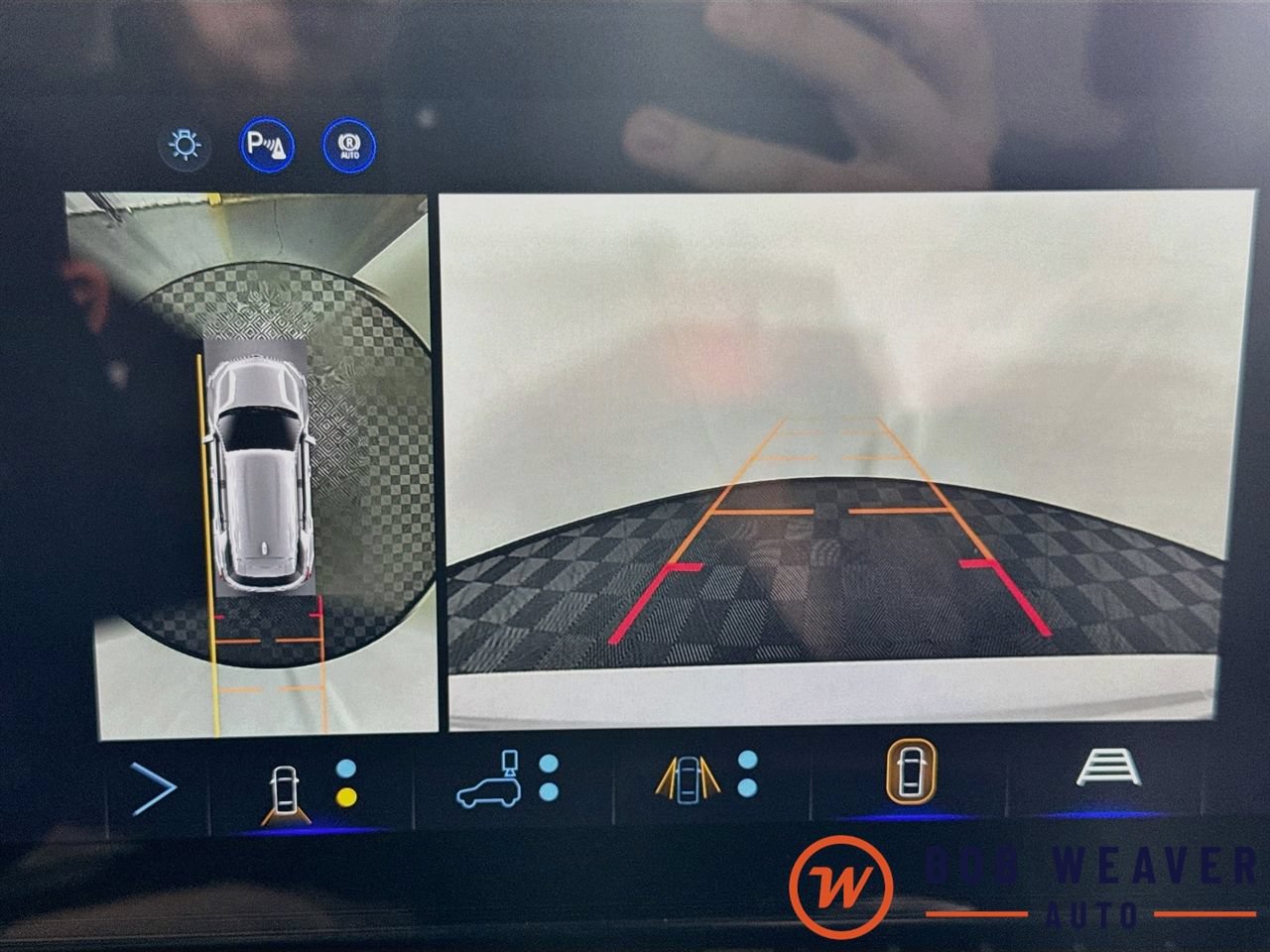 2027 Chevrolet Equinox LT - Photo 16