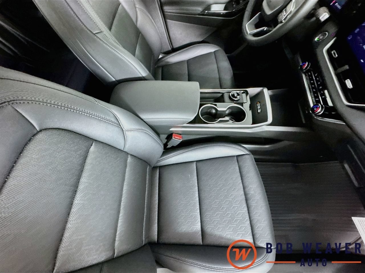 2027 Chevrolet Equinox LT - Photo 34