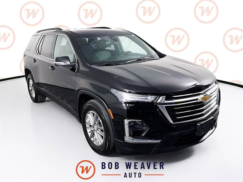 Used 2023 Chevrolet Traverse LT Cloth SUV