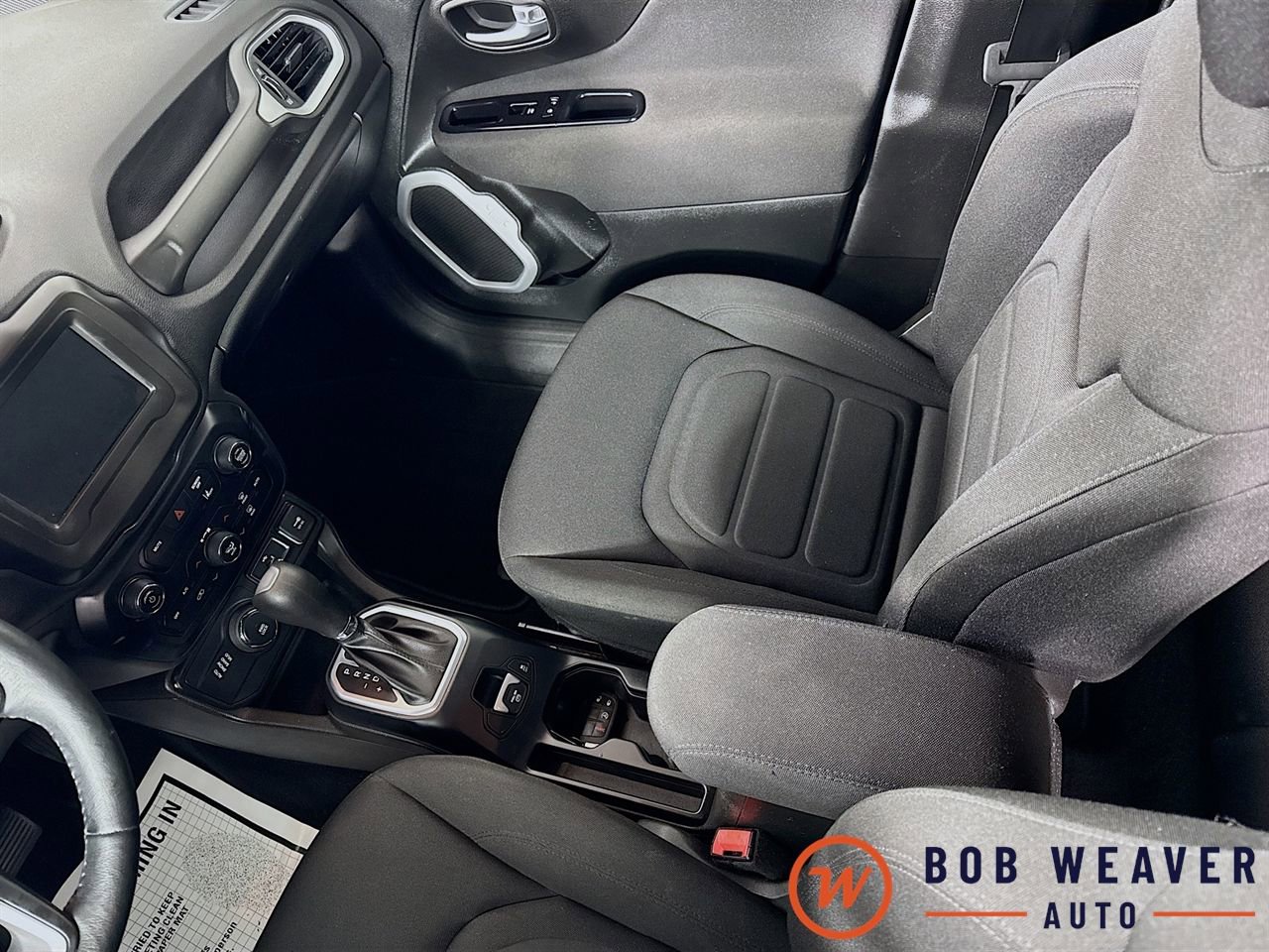 2021 Jeep Renegade Latitude - Photo 28
