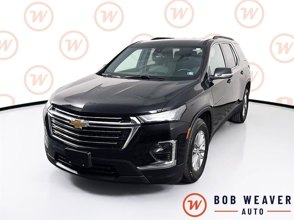 Used 2023 Chevrolet Traverse LT Cloth SUV
