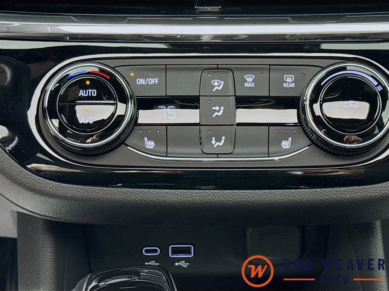 2025 Buick Envista Sport Touring - Photo 21