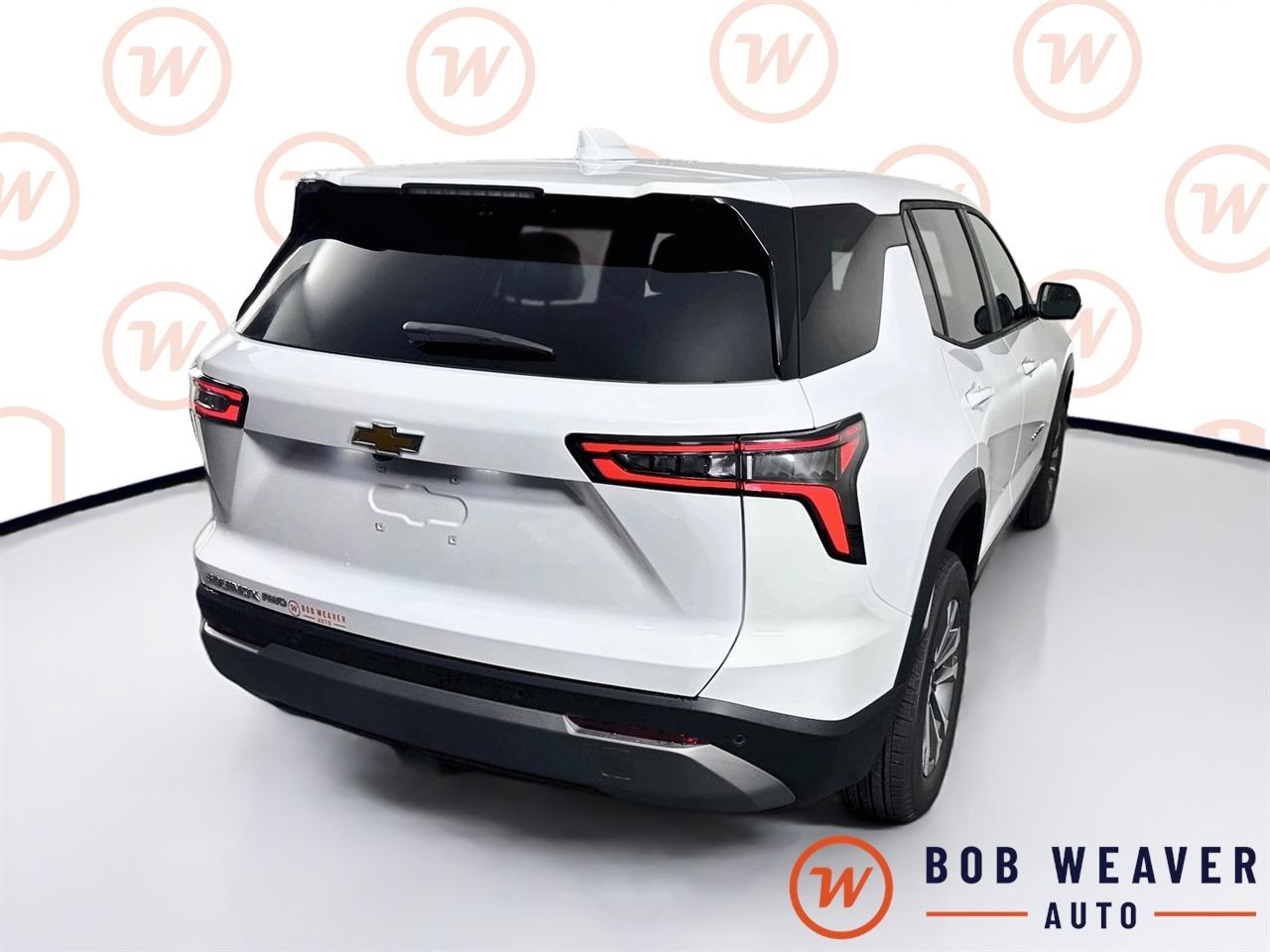 2027 Chevrolet Equinox LT - Photo 8