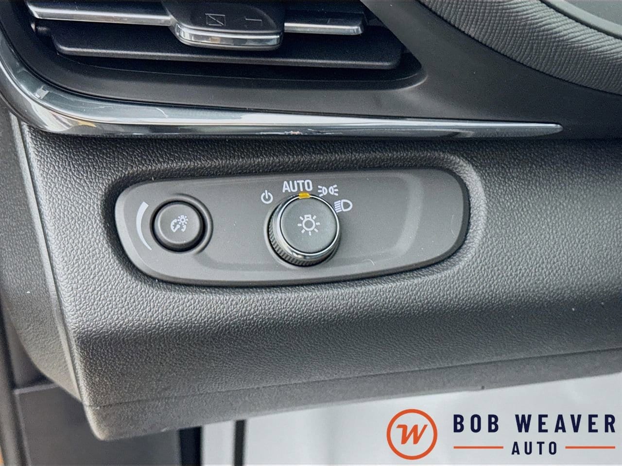 2025 Buick Envista Preferred - Photo 12