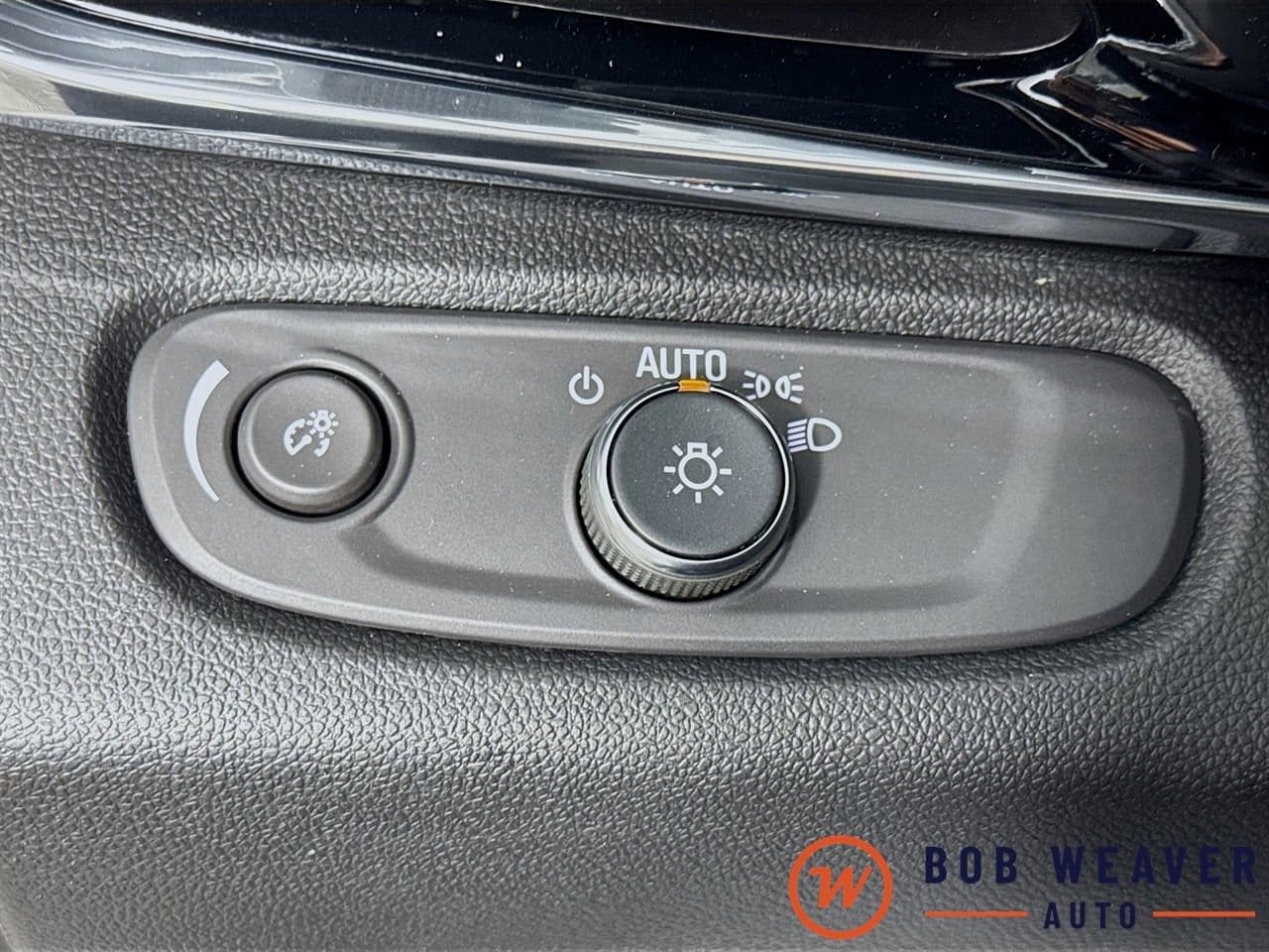 2025 Buick Envista Sport Touring - Photo 10