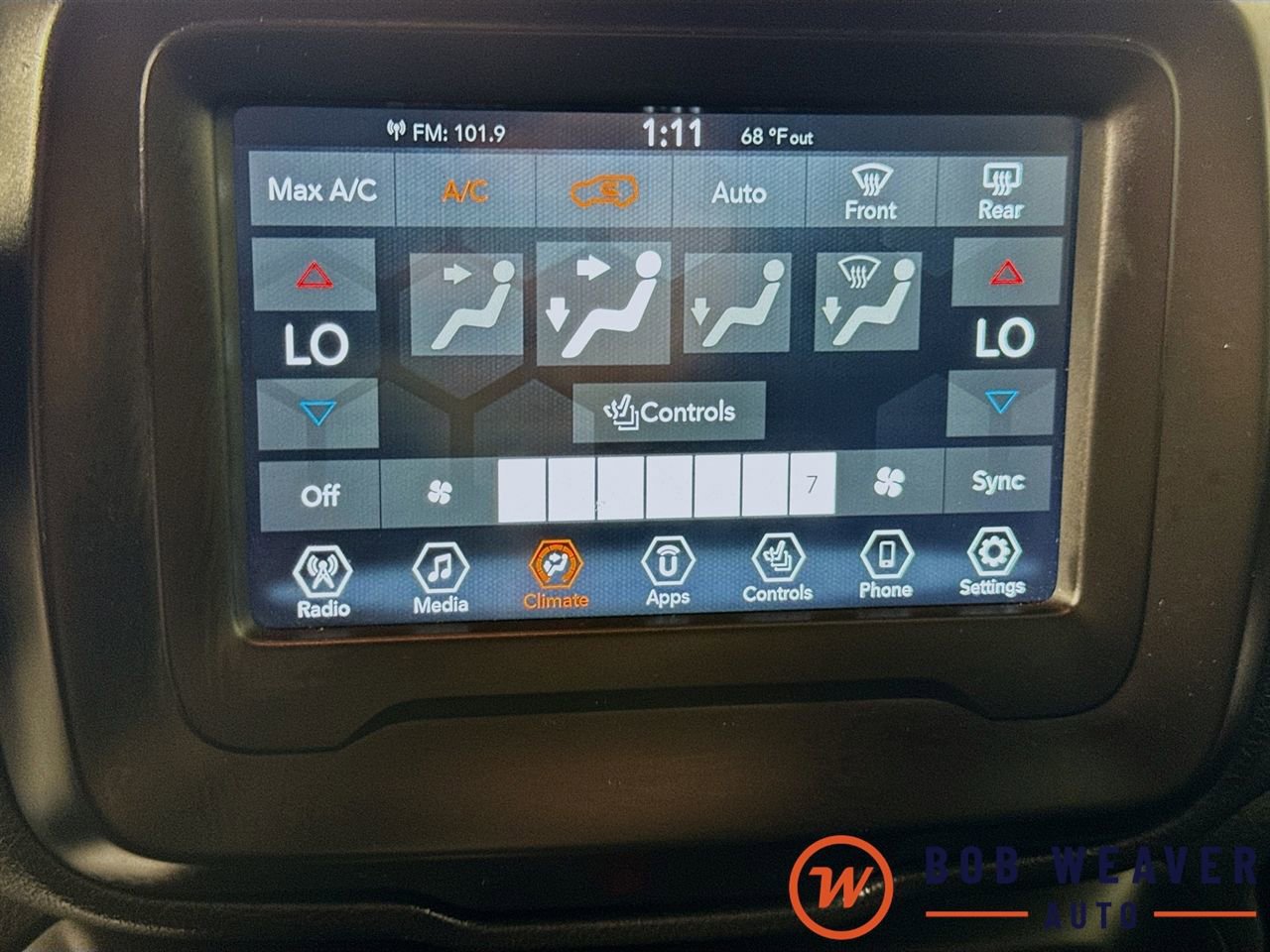 2021 Jeep Renegade Latitude - Photo 19