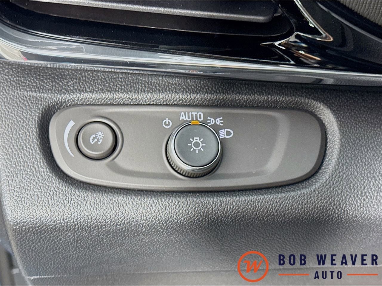 2025 Buick Envista Sport Touring - Photo 12