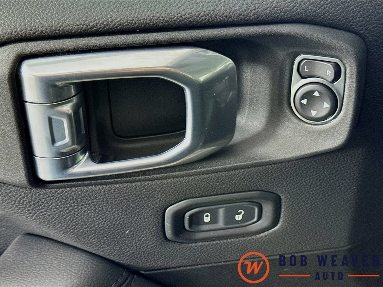 2023 Jeep Wrangler 4-Door Sahara Altitude - Photo 23