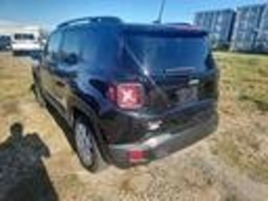 Used 2022 Jeep Renegade Latitude