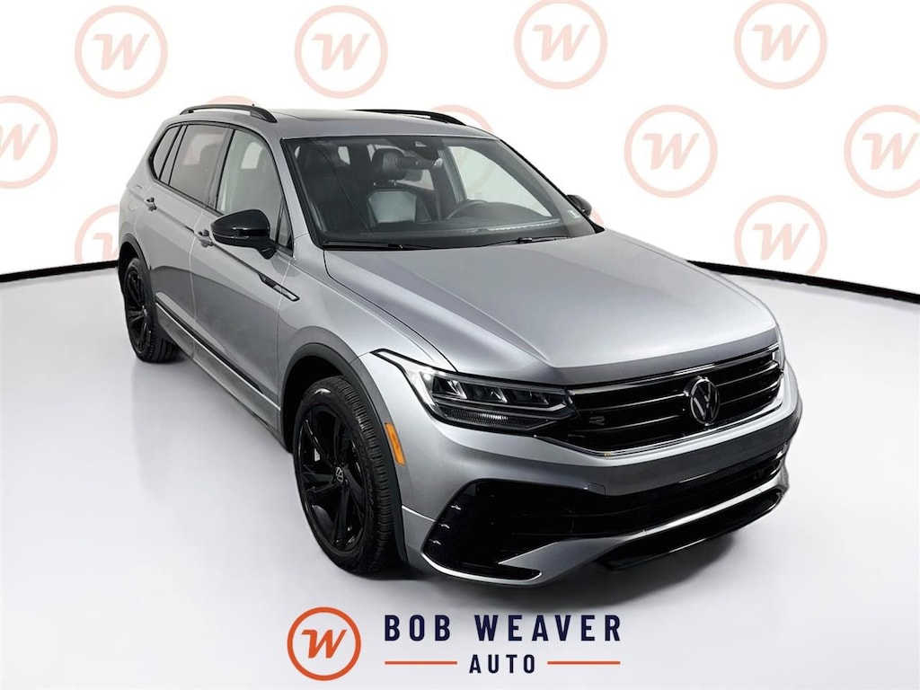 Used 2024 Volkswagen Tiguan SE R-Line Black