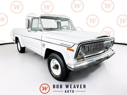 1972 Jeep J2000