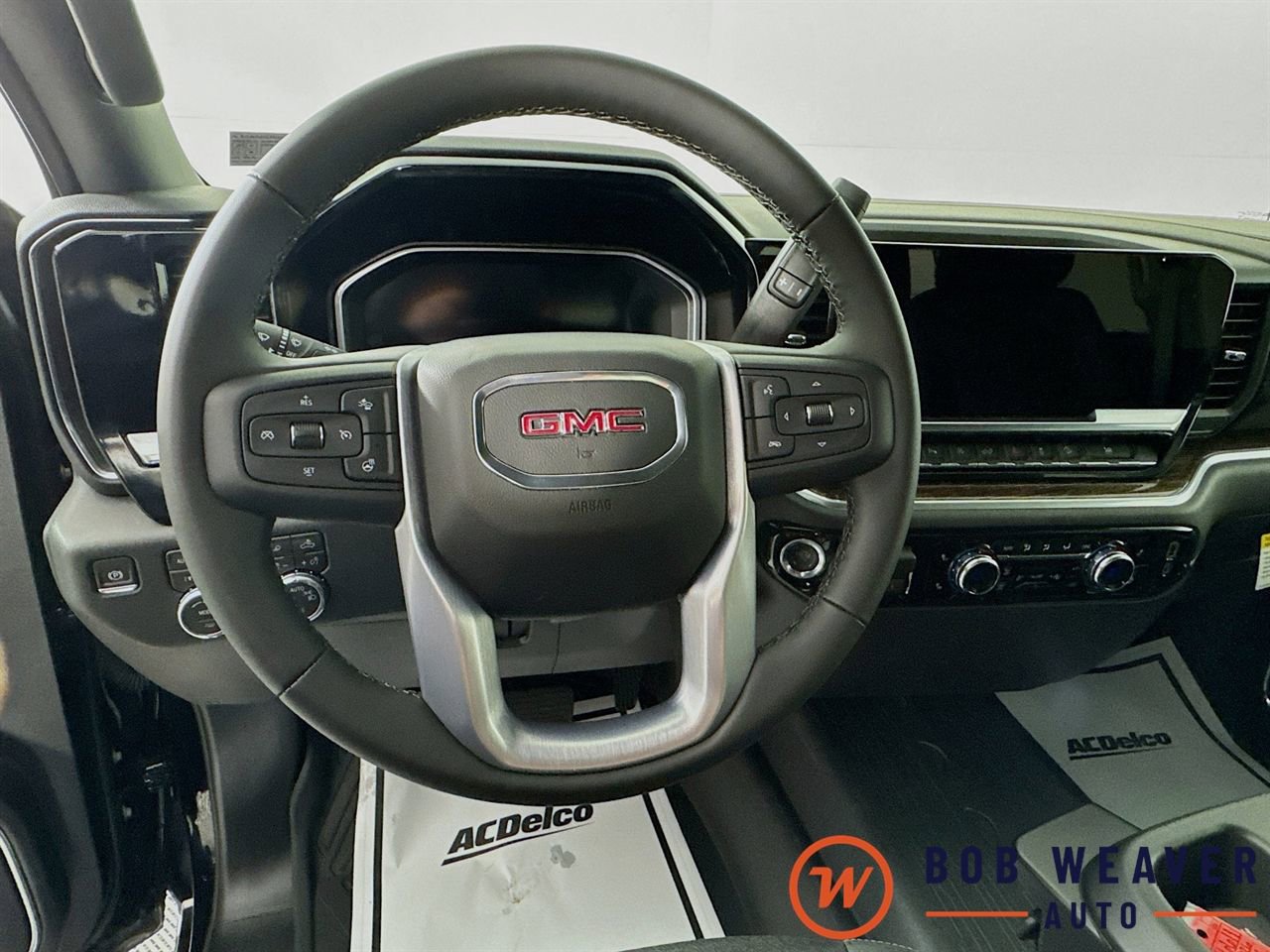 2026 GMC Sierra 1500 SLE - Photo 13