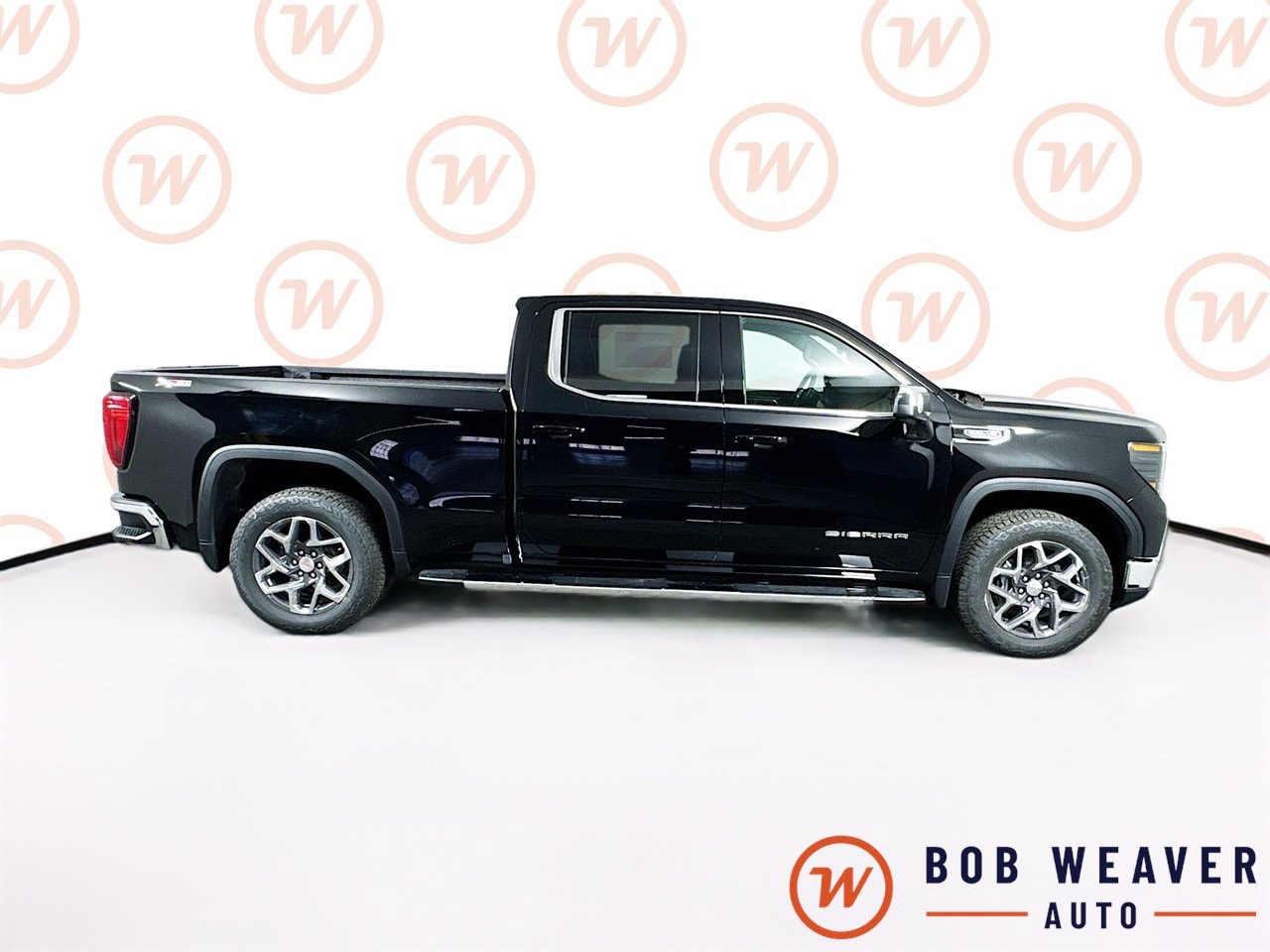 2026 GMC Sierra 1500 SLE - Photo 9