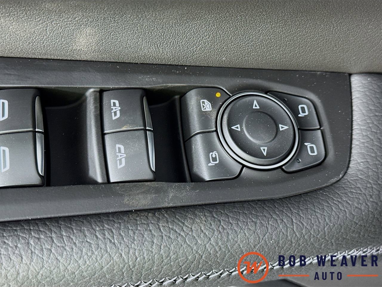 2026 GMC Yukon Denali - Photo 21
