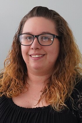 Staff member Tela Davenport from ID_df6169