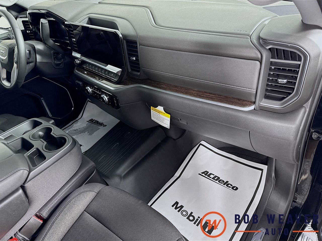2026 GMC Sierra 1500 SLE - Photo 35