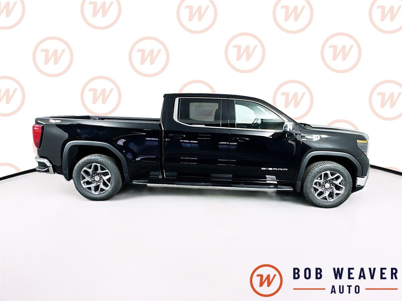 2026 GMC Sierra 1500 SLE - Photo 9