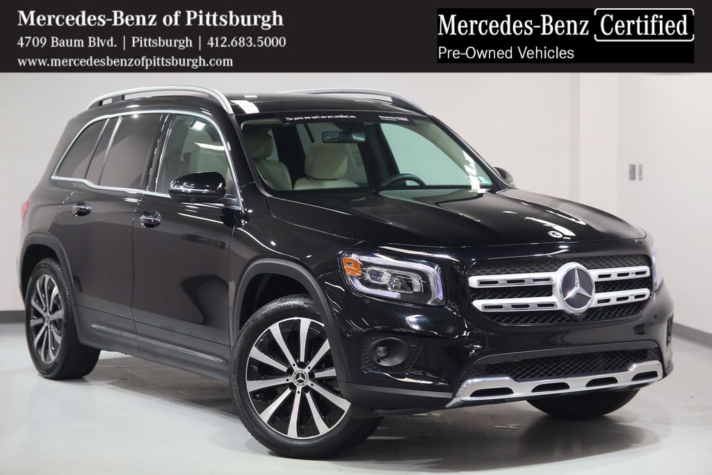 2023 Mercedes-Benz GLB GLB 250 4MATIC's photo