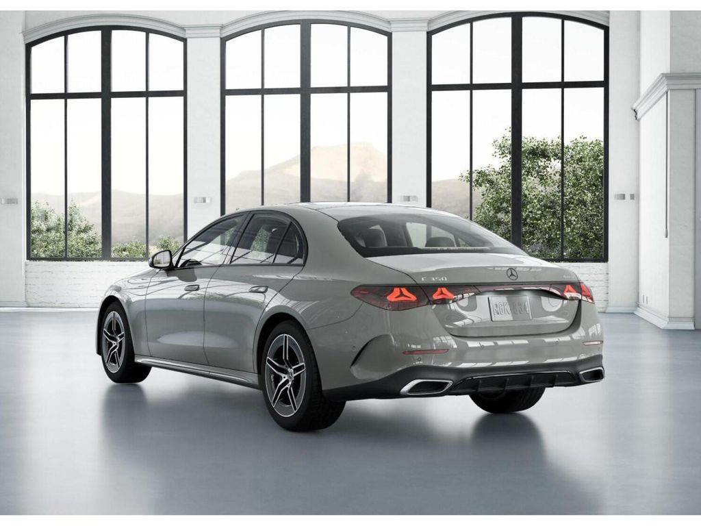 2026 Mercedes-Benz E-Class E350 - Photo 27