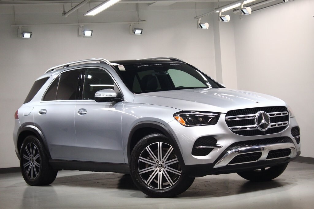 2025 Mercedes Benz GLE 350 4MATIC photo 2