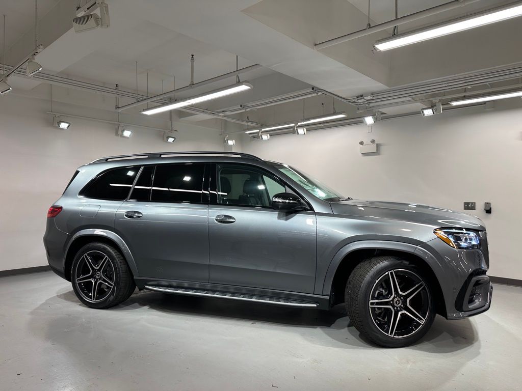 2026 Mercedes-Benz GLS Base - Photo 10