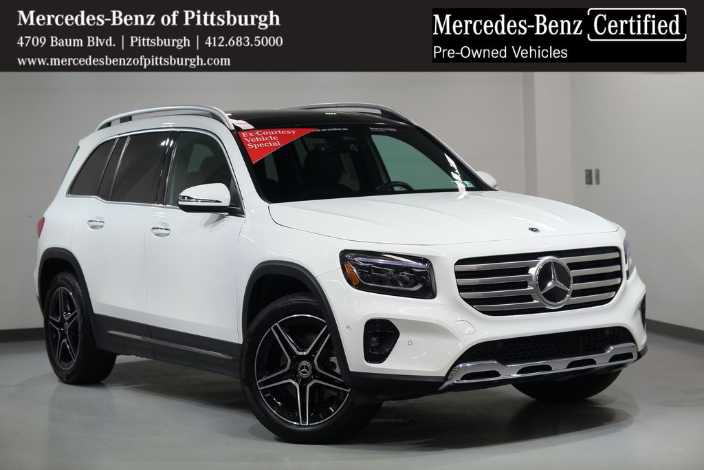 2026 Mercedes-Benz GLB GLB 250 4MATIC's photo