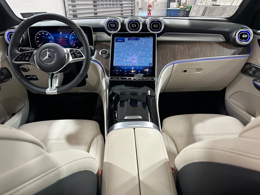 2026 Mercedes Benz GLC 300 4MATIC photo 4