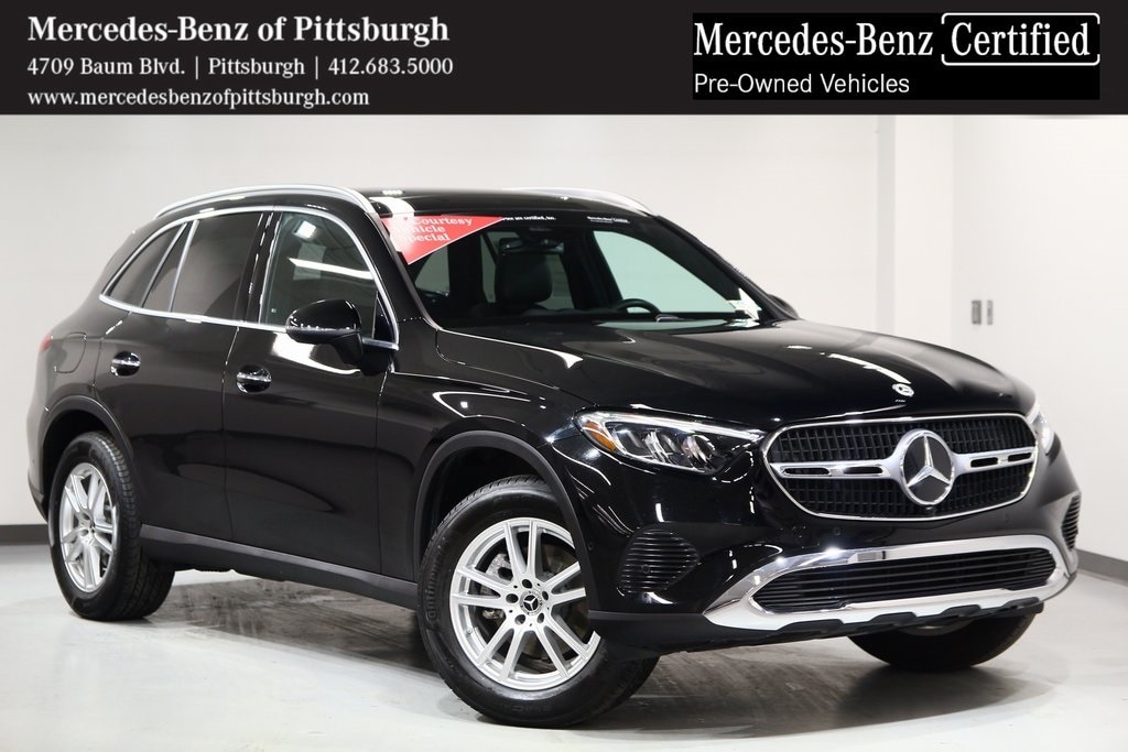 2025 Mercedes-Benz GLC Base's photo