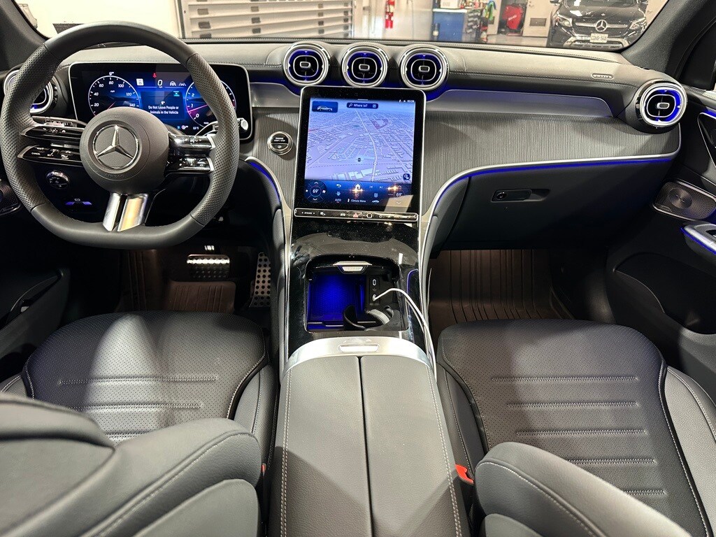 2026 Mercedes Benz GLC 300 4MATIC photo 4