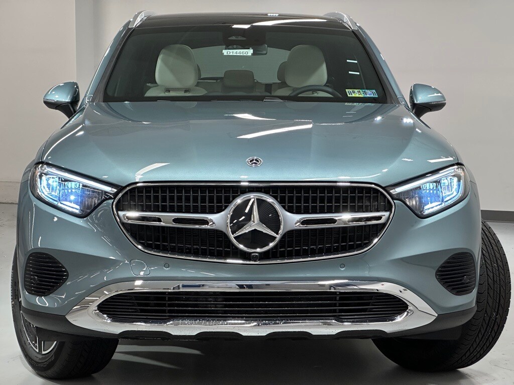 2026 Mercedes Benz GLC 300 4MATIC photo 3