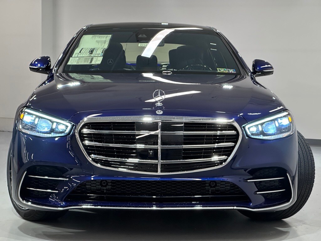 2026 Mercedes Benz S 580 4MATIC photo 2