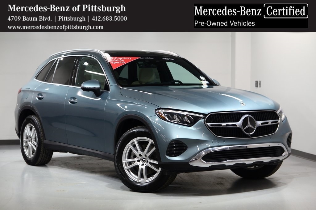 2025 Mercedes-Benz GLC Base's photo