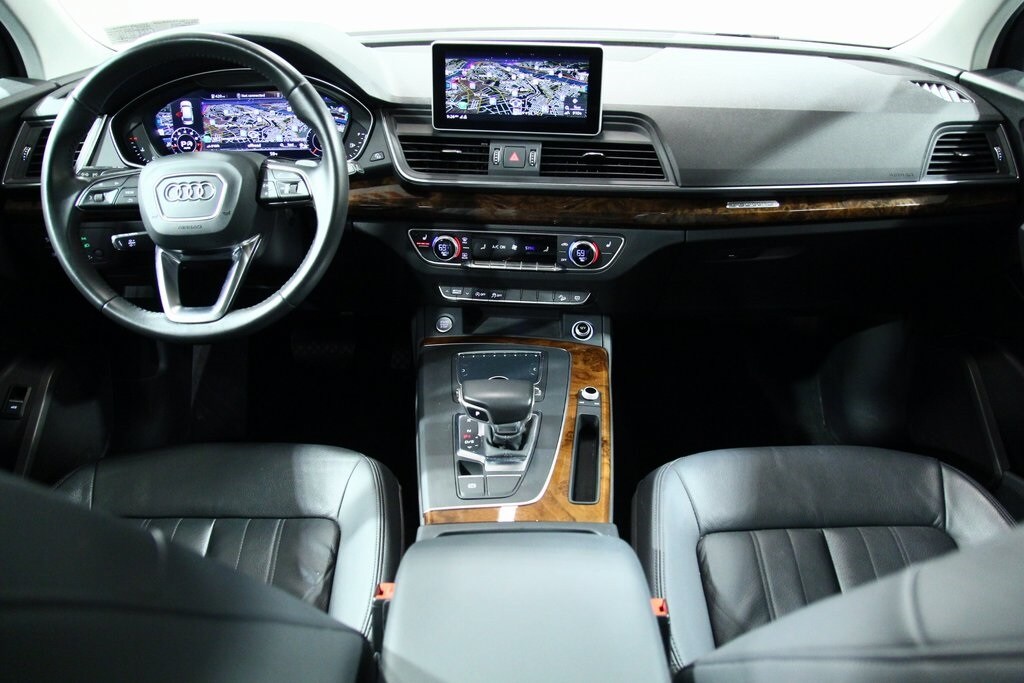 2018 Audi Q5 2.0T Premium photo 2