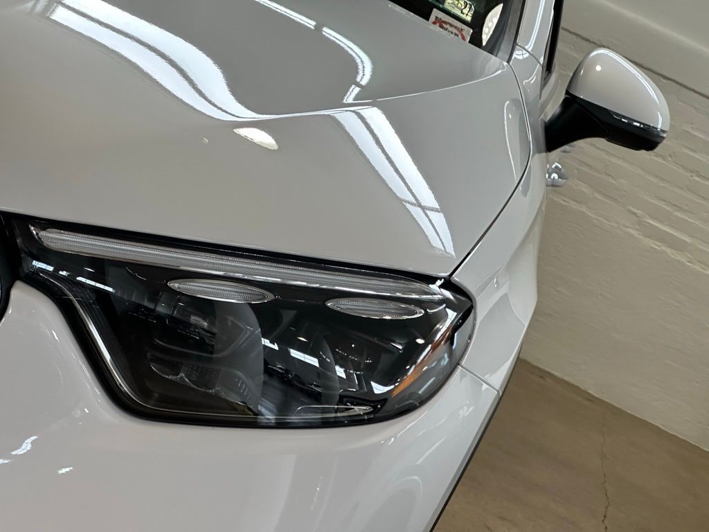 New 2026 Mercedes-Benz GLC 300 SUV