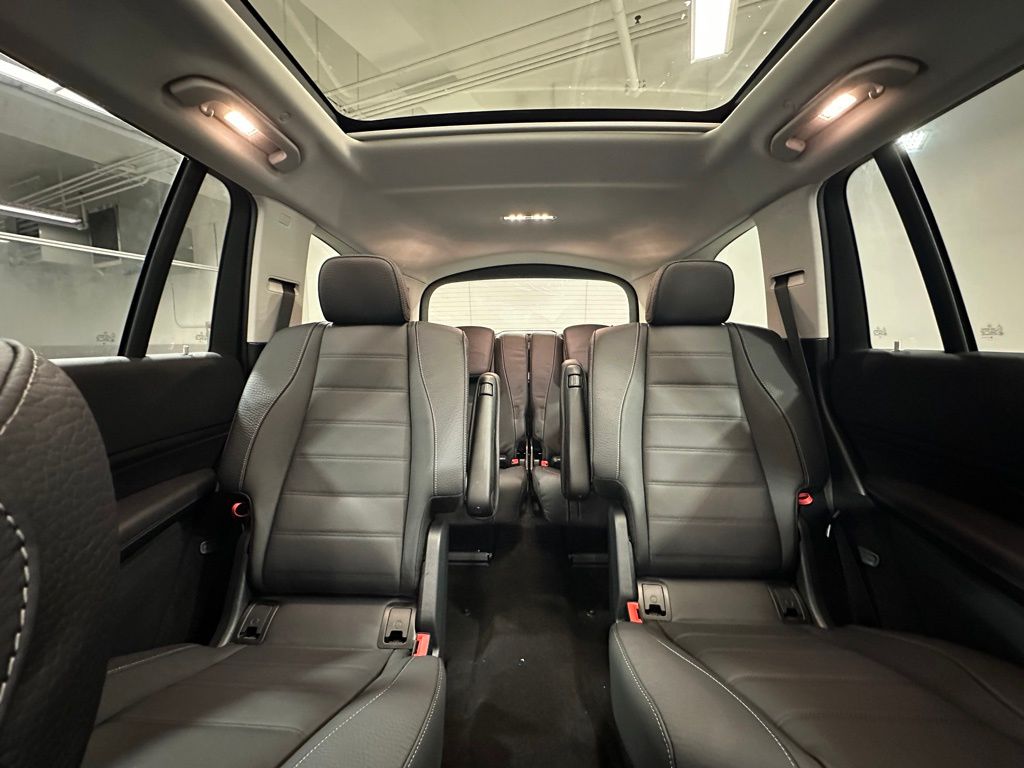 2026 Mercedes-Benz GLS Base - Photo 16